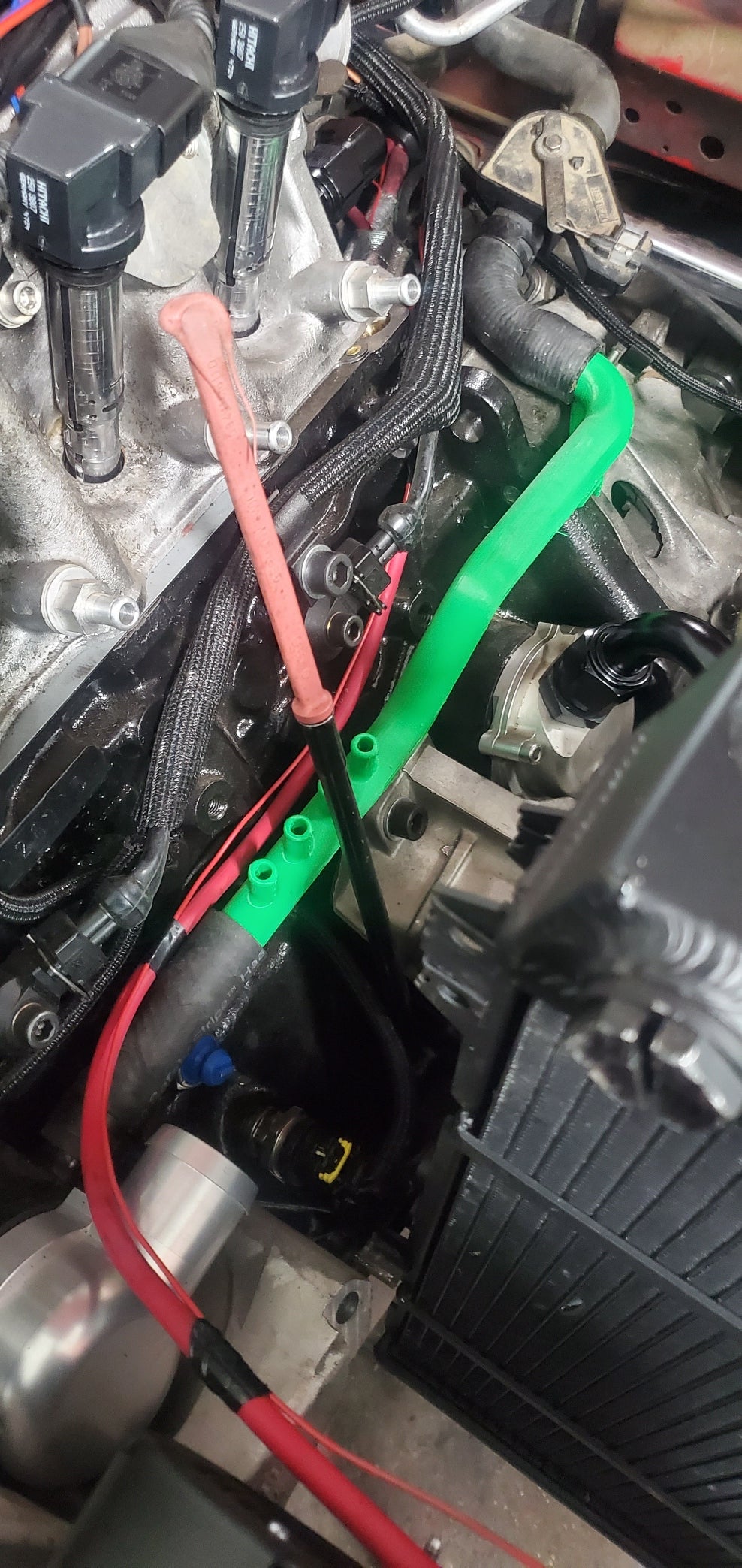 Audi Small Chassis Heater Pipe with Return Ports for Coolant Mod